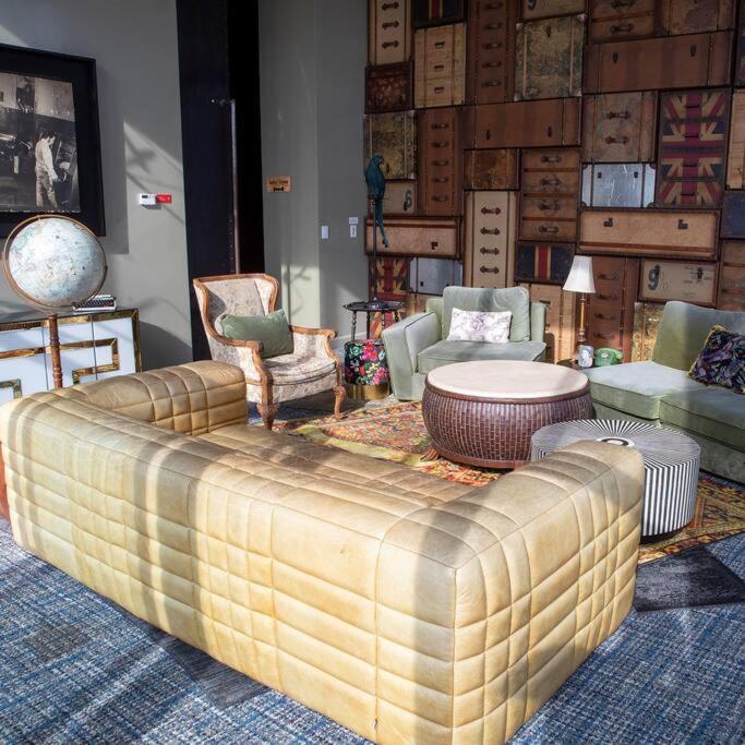 906b Urbn Barrio Escalante Estudio Con Aire Acondicionado Y Parqueo *
